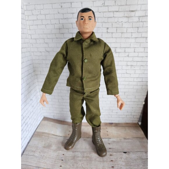 1984 GI Joe Action Figure Authentic Reproduction Hasbro Articulated Brown Hair - Picture 2 of 6